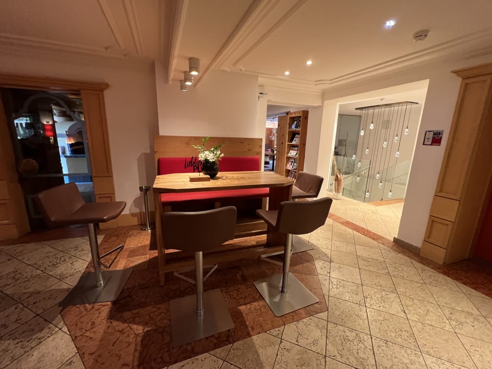 Lobby Impuls Hotel Tirol