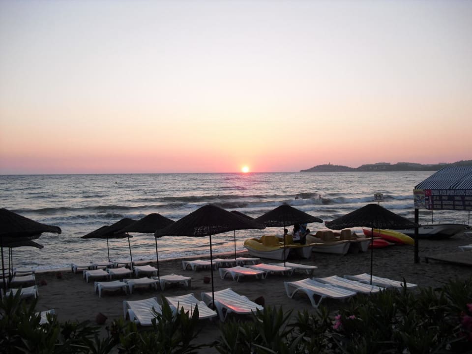 Sonnenuntergang am Meer Hotel Ephesia