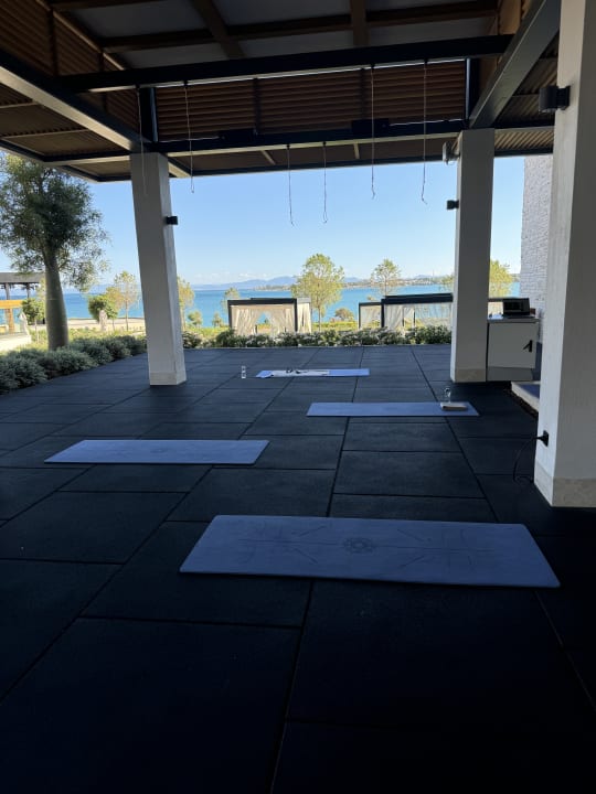 Pool Anda Barut Collection