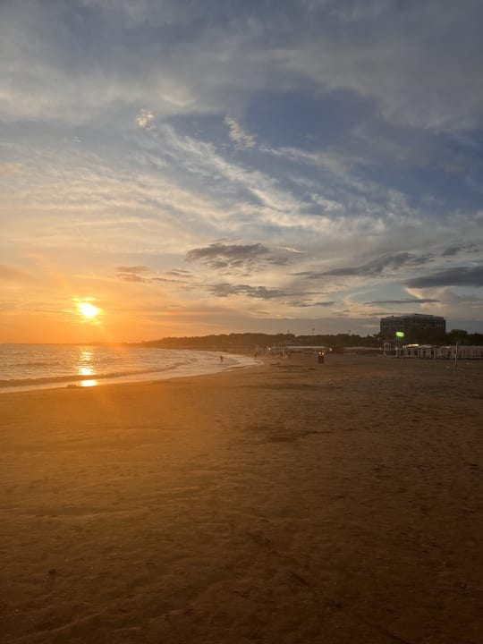 Strand Grand Seker Hotel