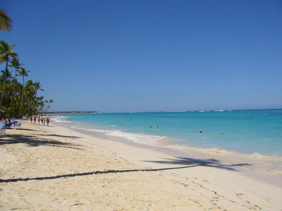 Der Strand der Royal Suites Hotel Grand Palladium Palace Resort, Spa & Casino