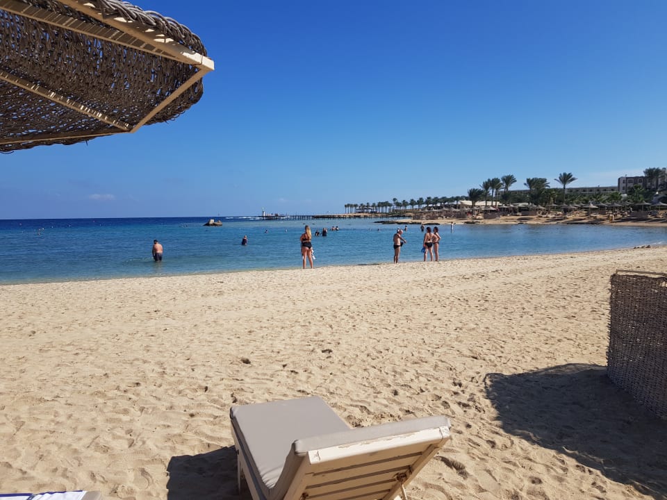 Strand Brayka Bay Resort