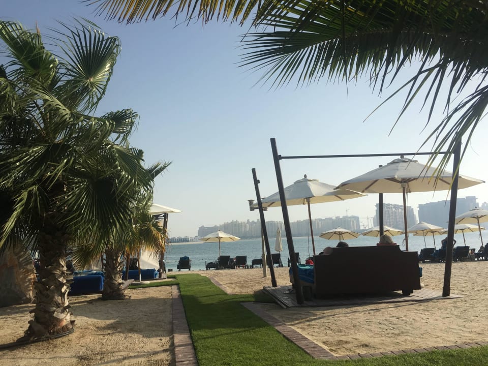 Vom Pool zum Meer Rixos The Palm Hotel & Suites