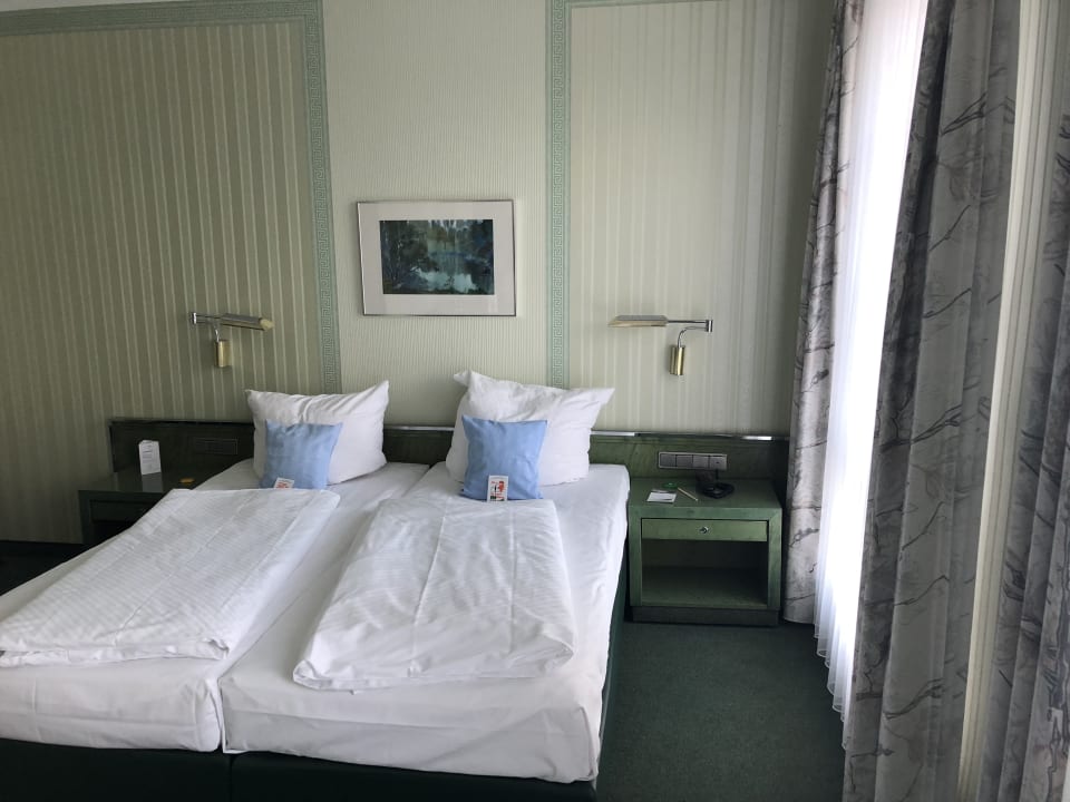 Zimmer Seehotel Maria Laach