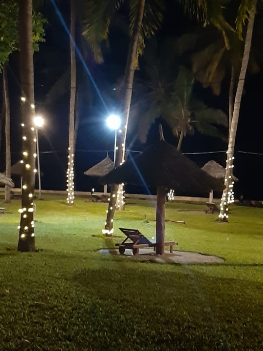 Gartenanlage Neptune Paradise Beach Resort & Spa