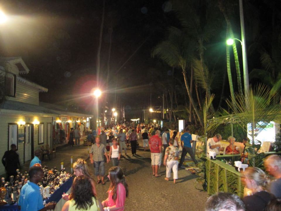 Karibische Strasse & Fest im RIU Taino! Hotel Riu Palace Bavaro