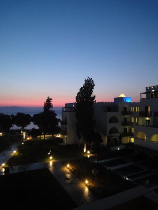 Abend-Atmosphäre TUI BLUE Oceanis Beach and Spa Resort