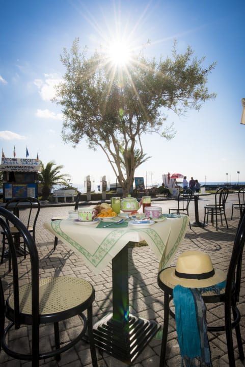 Außenansicht Hotel Ossidiana