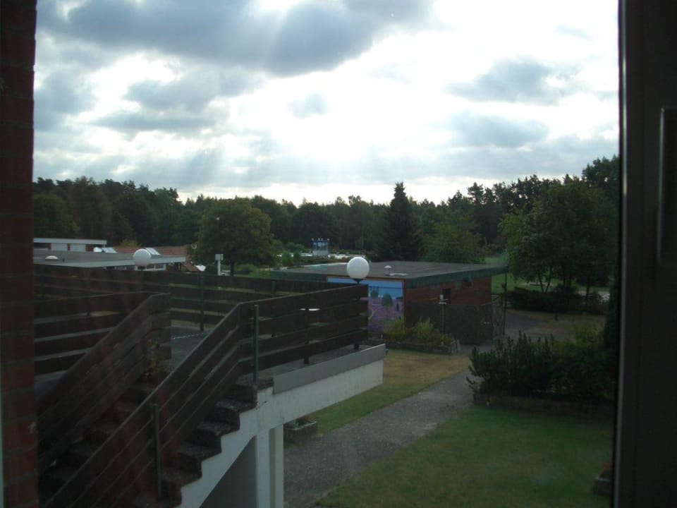 Zimmerausblick zum Waldbad Heidehotel Herrenbrücke