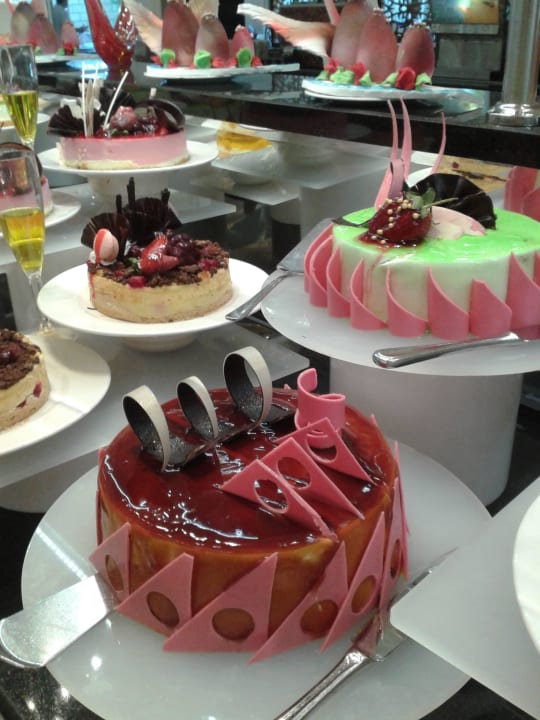 Dessert Diamond Excellence Resort & Spa