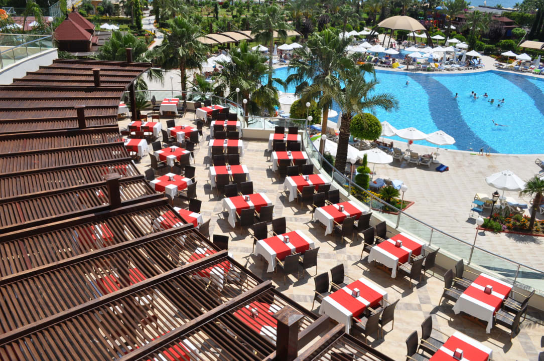 Aussenterrasse Saphir Resort & Spa