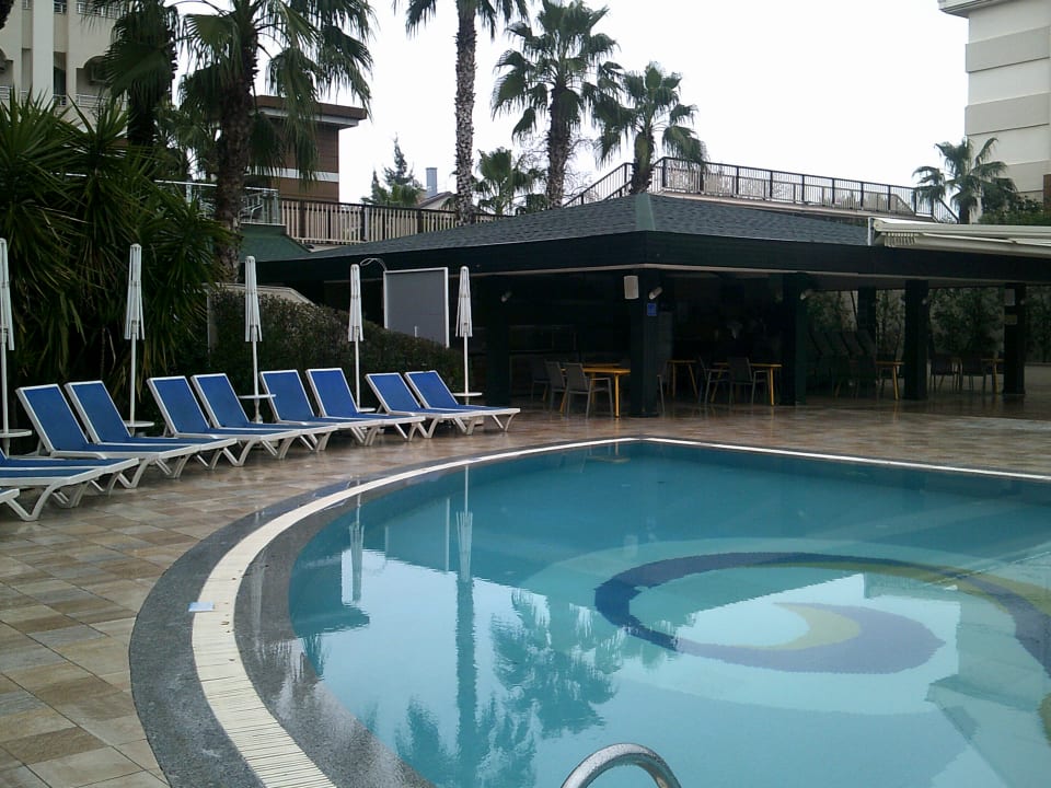 Pool Calimera Hane Garden