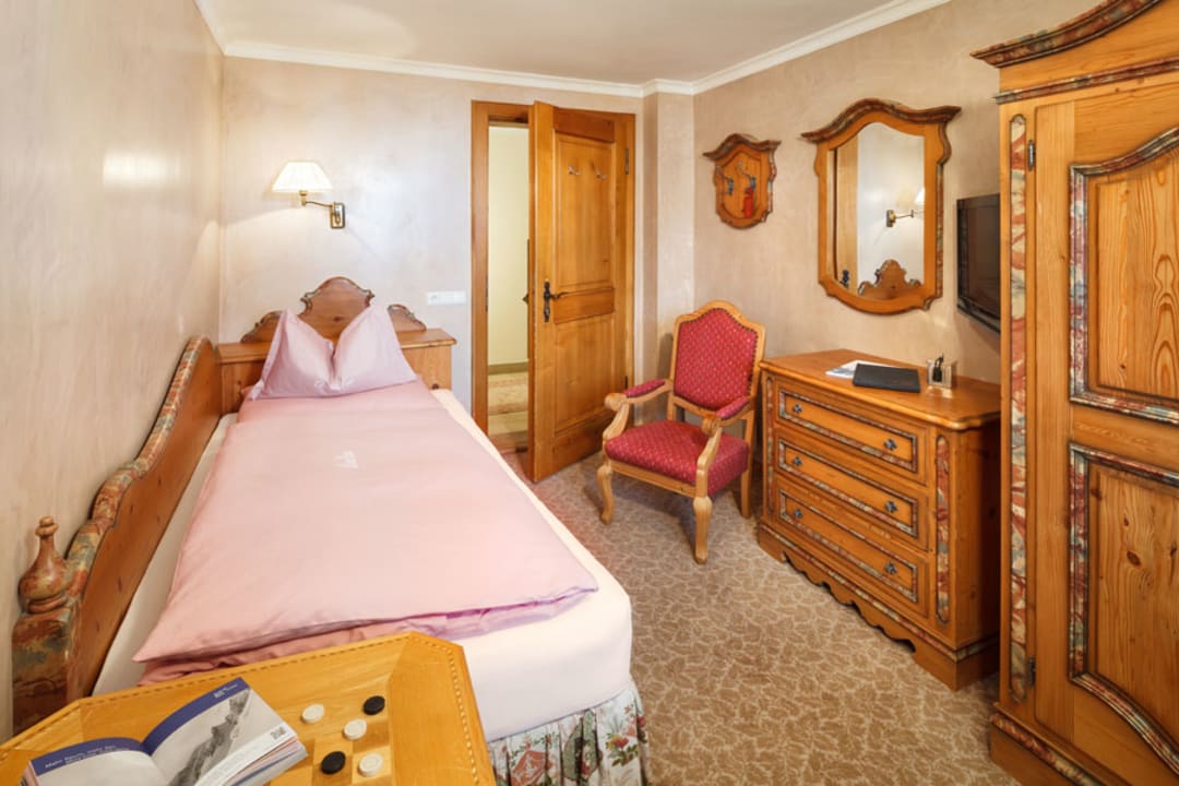 Zimmer Hotel Lech & Residenz Chesa Rosa