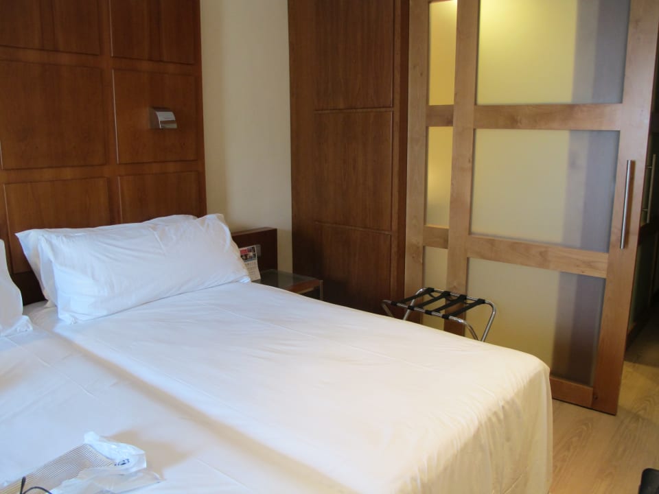 Zimmer Hotel Port Azafata