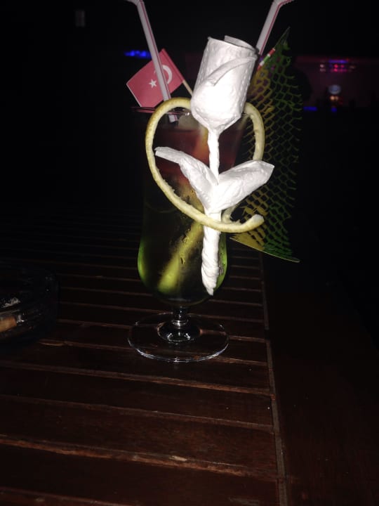 Sehr schön  Blue Diamond Alya