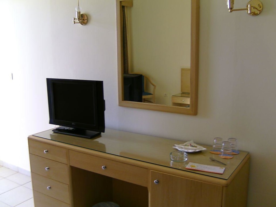 Zimmerausstattung Hotel Kalithea Mare Palace