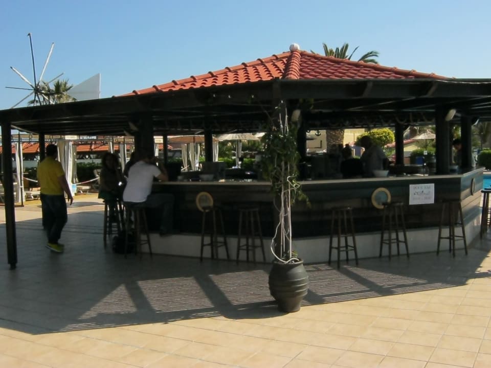 Pool Anissa Beach & Village