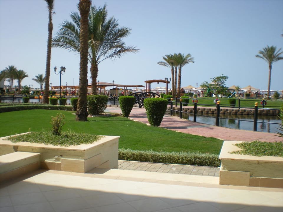 Unser Blick aus unserem Zimmer (Terrasse ) Pickalbatros Dana Beach Resort - Hurghada
