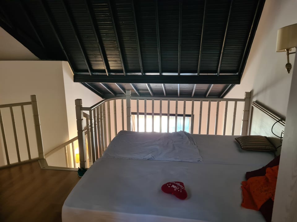 Zimmer Sunrise Resort Hotel