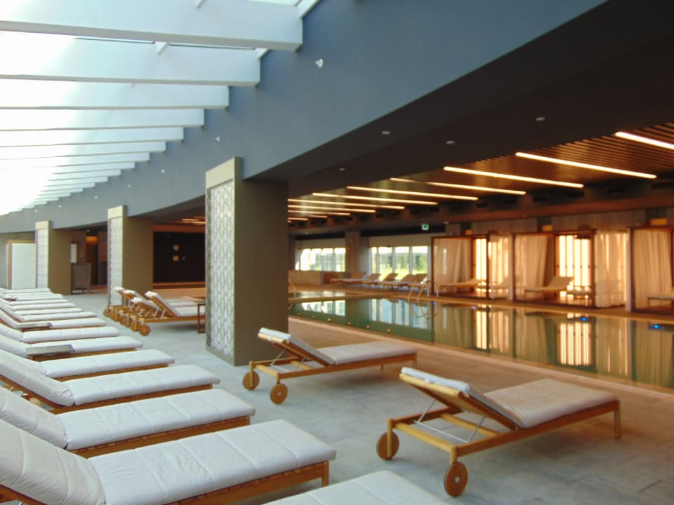 Pool Sheraton Astana Hotel