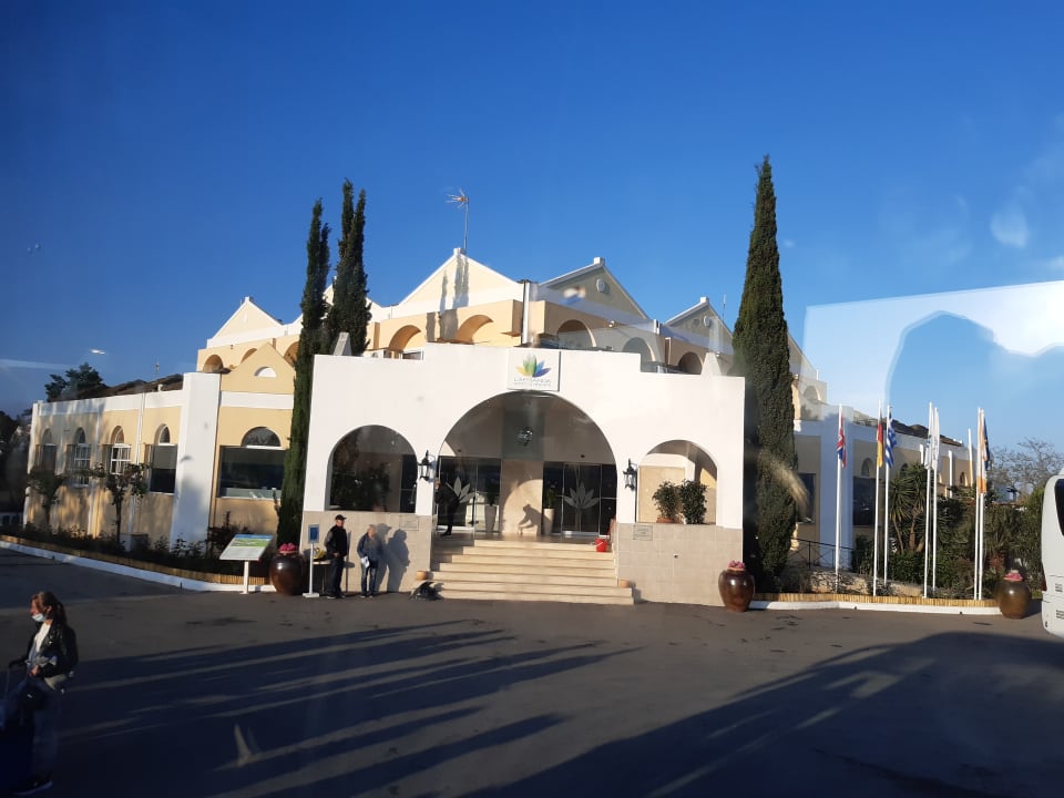 Außenansicht Sandy Beach Resort