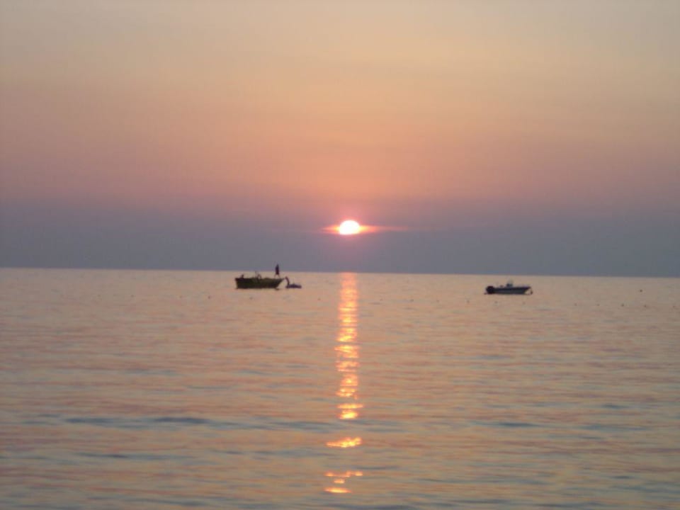 Sonnenuntergang Alaiye Resort & Spa