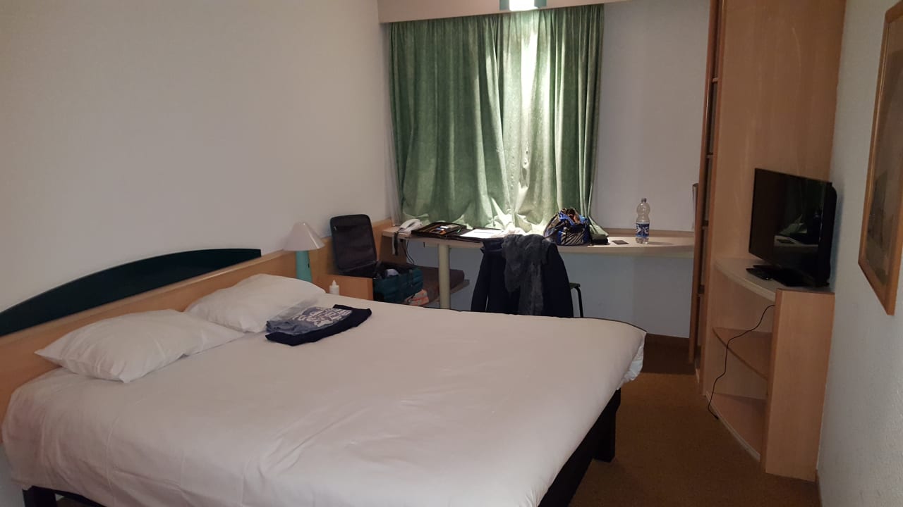 Zimmer B&B HOTEL Kassel-Industriepark