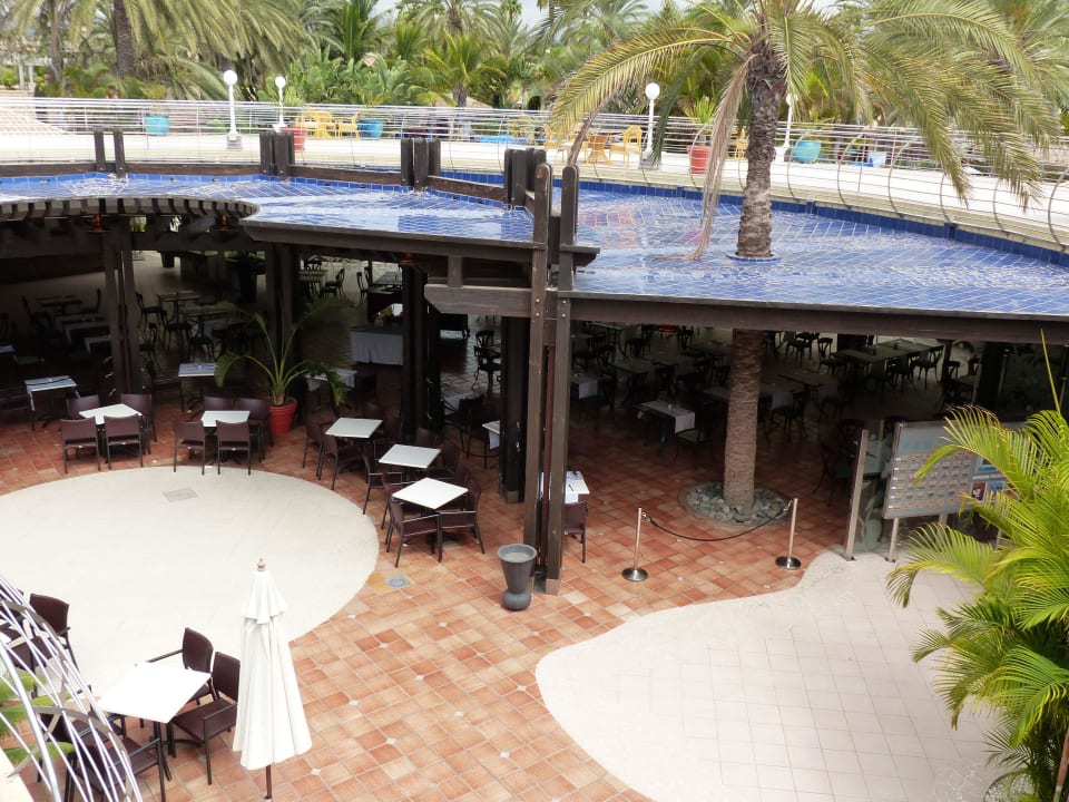 Außenbereich Buffet Dach ist undicht Suites & Villas by Dunas