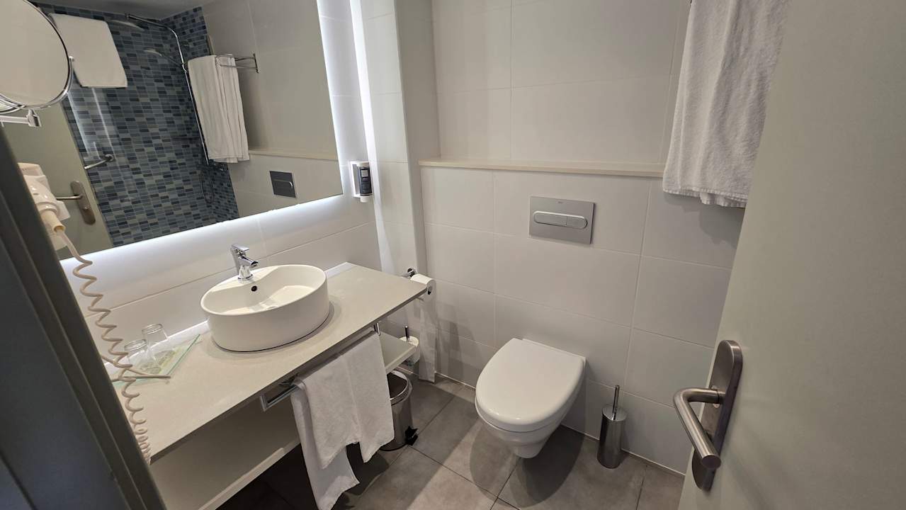 Zimmer allsun Hotel Lux de Mar