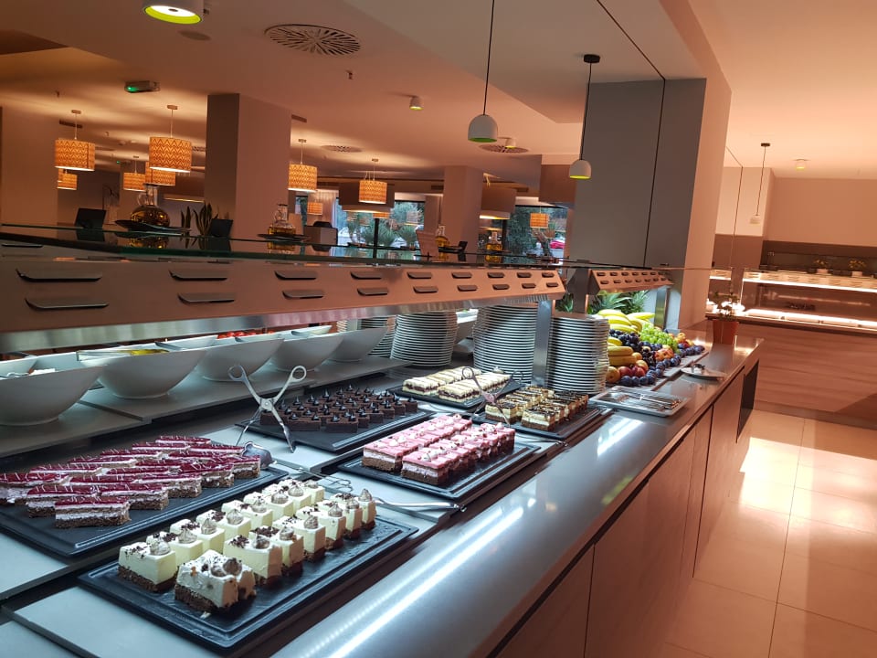 Gastro Park Plaza Arena Pula