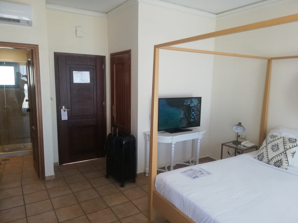 Zimmer Grecotel Plaza Beach House