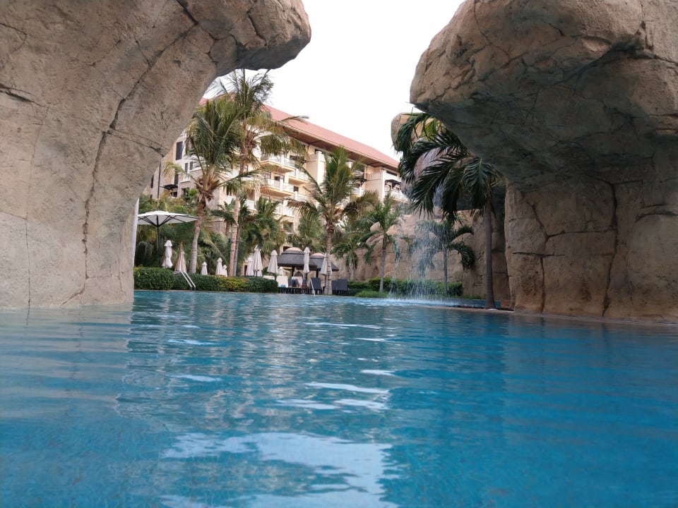 Pool Sofitel Dubai The Palm Resort & Spa