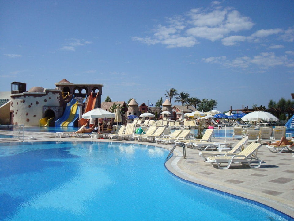 Großer Pool Calimera Serra Palace