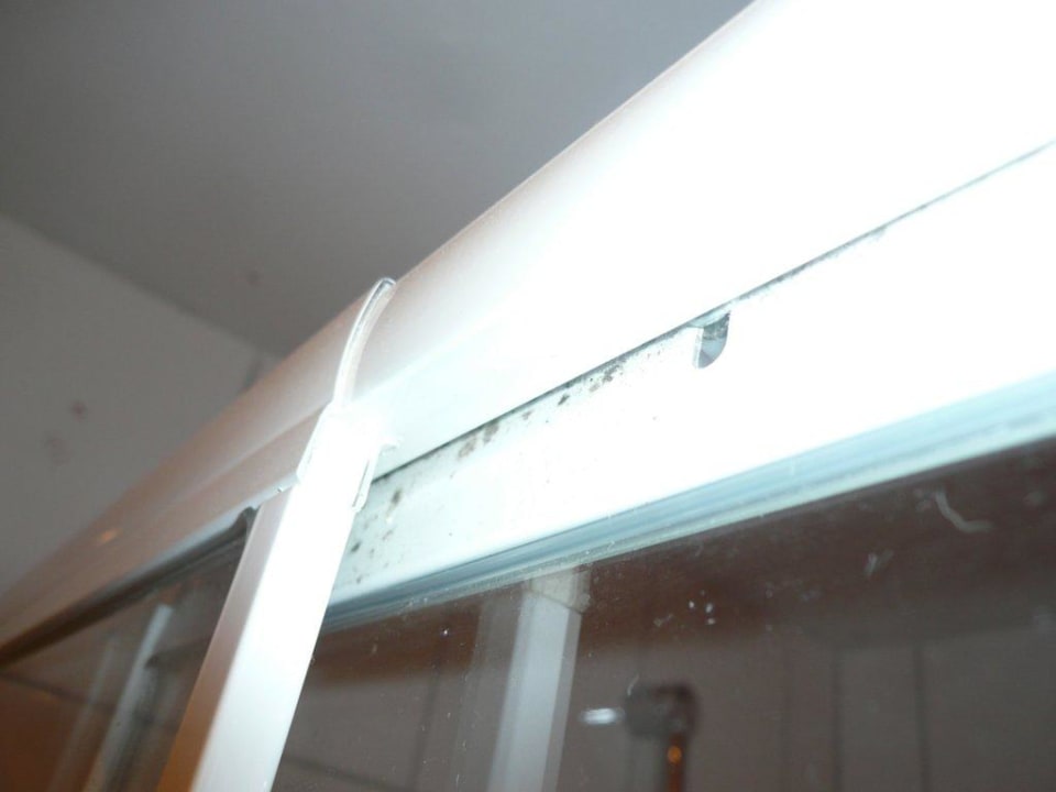 Und wieder die Dusche Bunte Villa