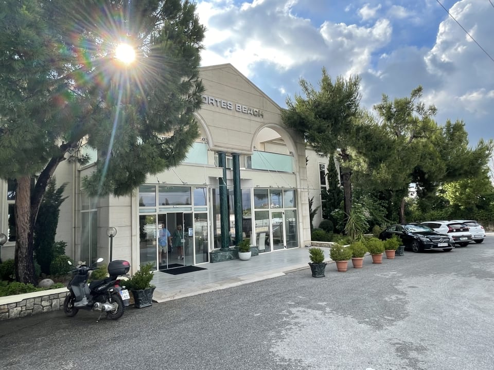 Außenansicht Hotel Portes Beach