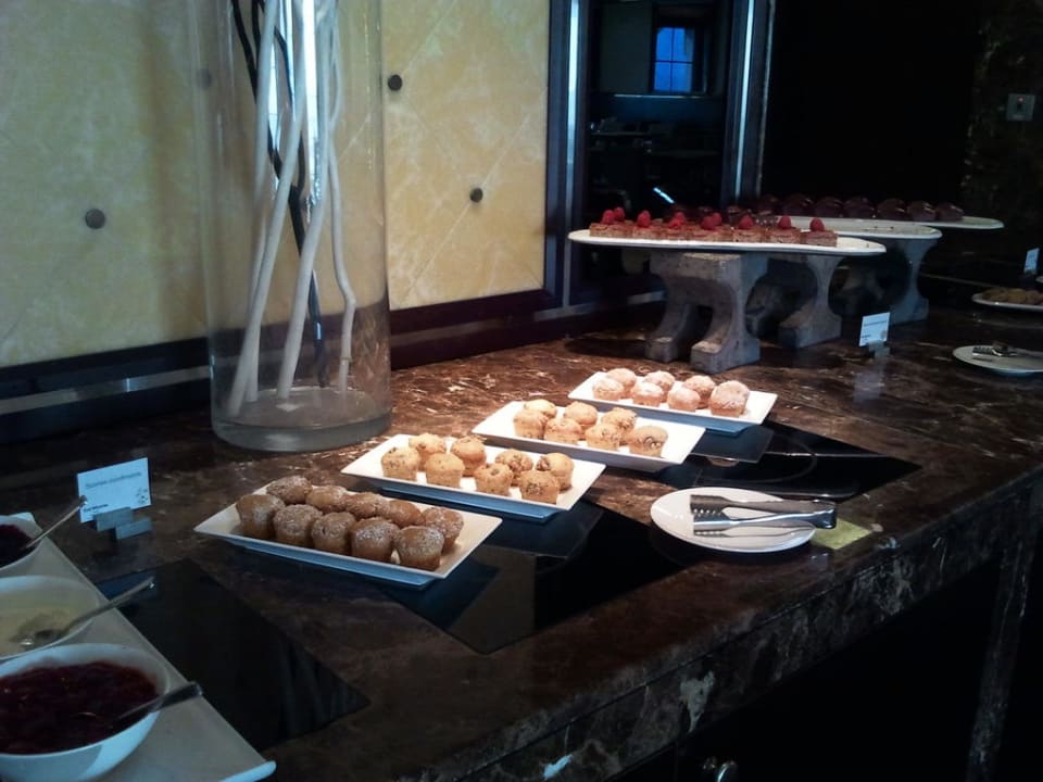 Executive Lounge The Westin Dubai Mina Seyahi Beach Resort & Marina
