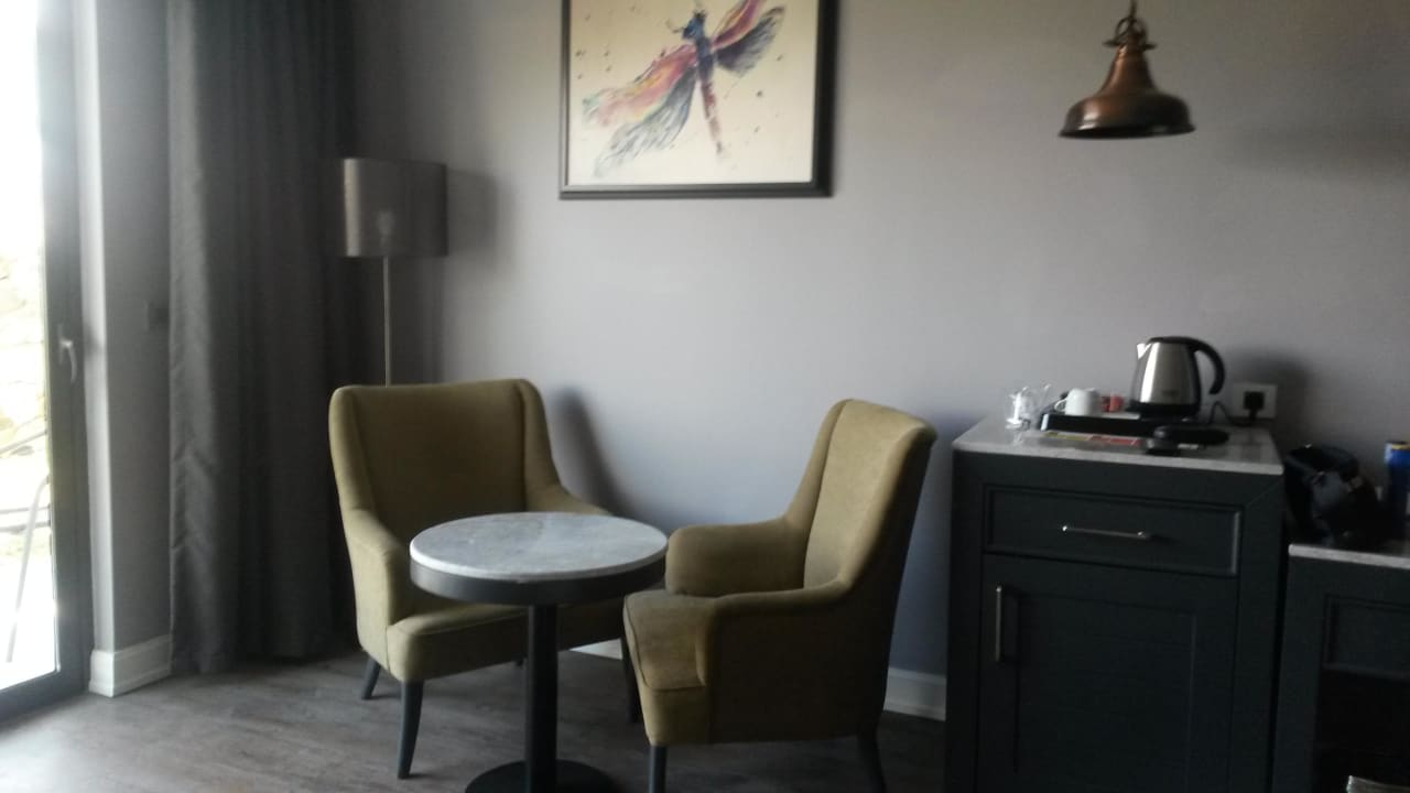 Sitzmöglichkeit im Zimmer  Jiva Beach Resort