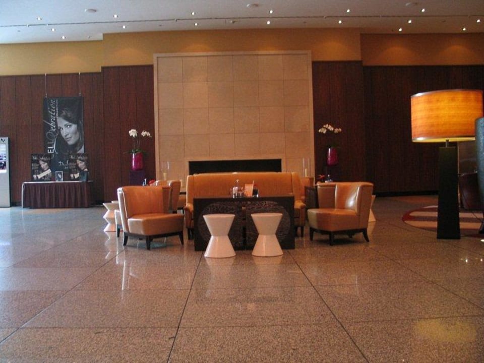 Lobby Sheraton Berlin Grand Hotel Esplanade