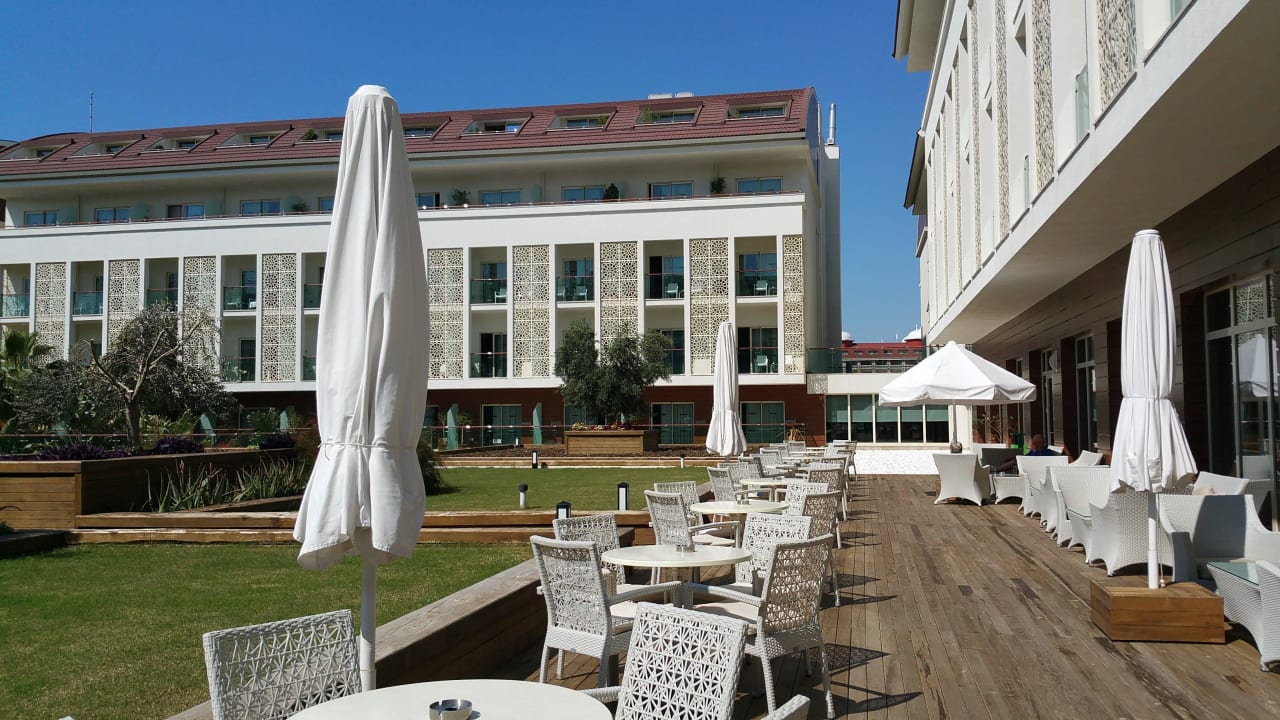 Aussebterrasse der Lobbybar Sentido Trendy Verbena Beach