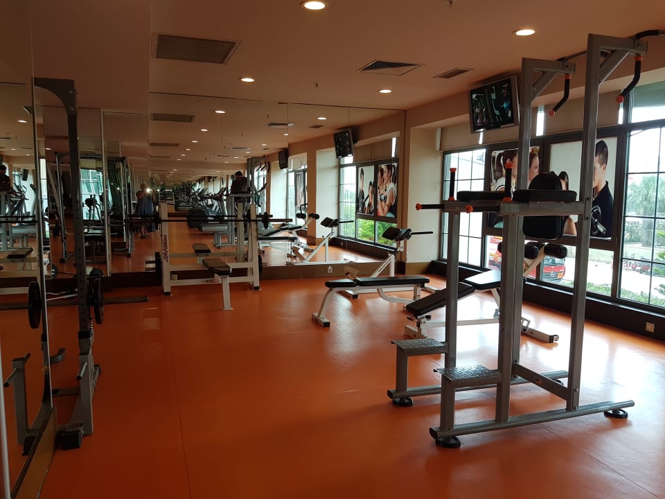 Fitnessraum Limak Lara Deluxe Hotel & Resort