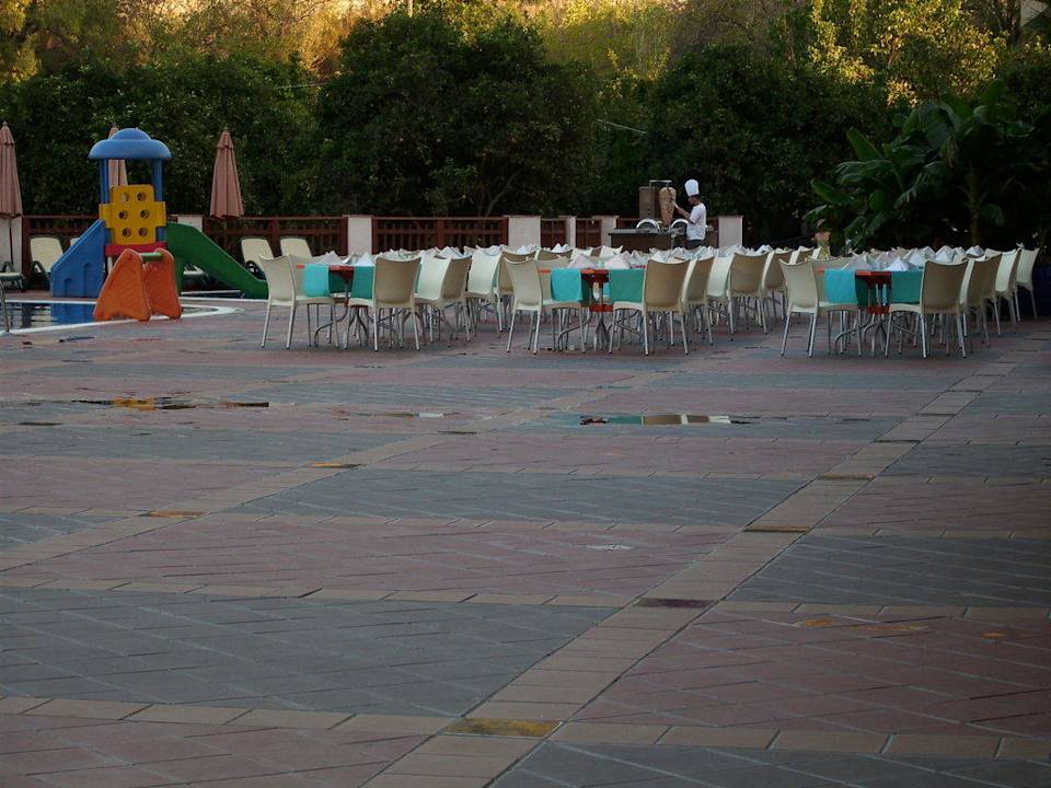 Aussenbereich Restaurant NoxInn Club