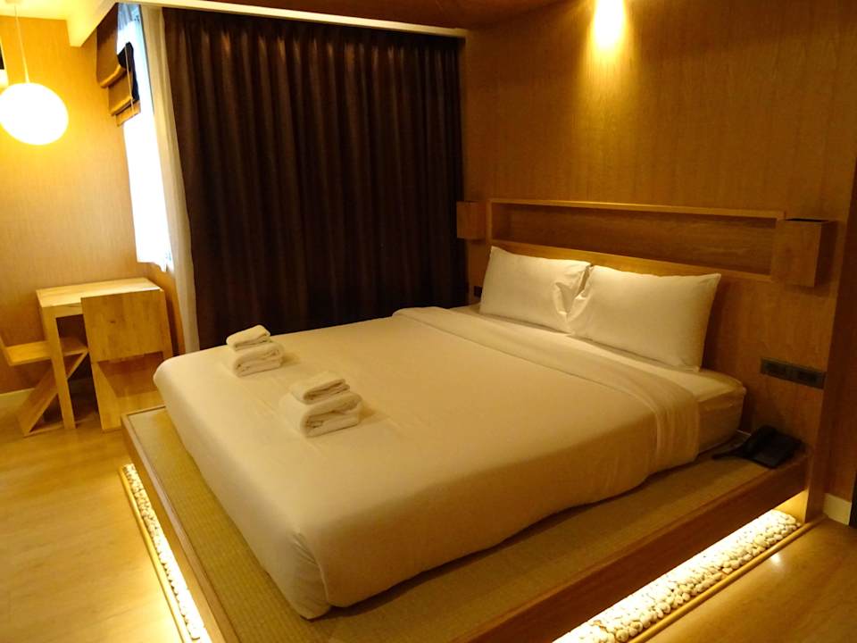 Schönes Zimmer 6 Etage hinten raus ZENNIQ