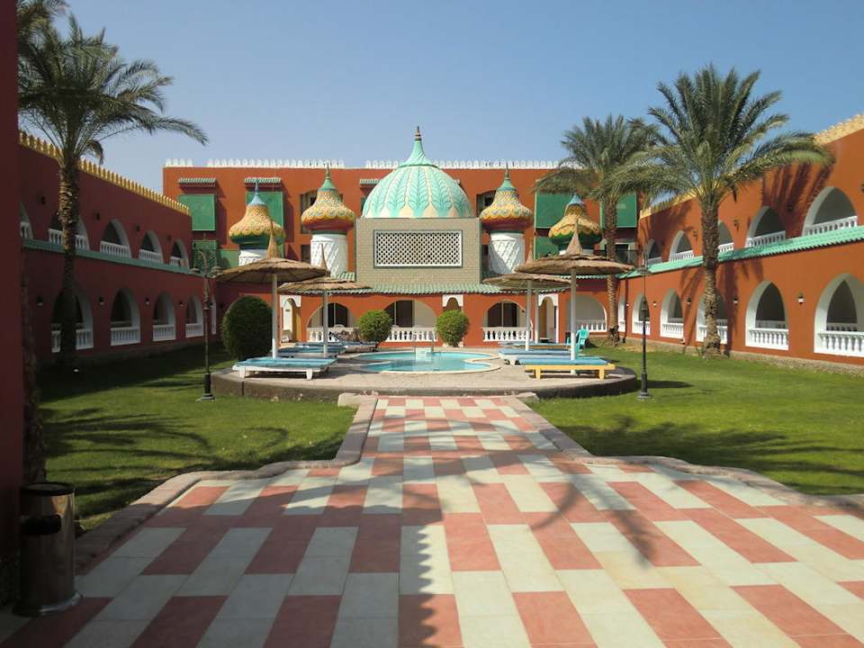 Blick auf einen der Pools Pickalbatros Alf Leila Wa Leila Resort - Neverland Hurghada