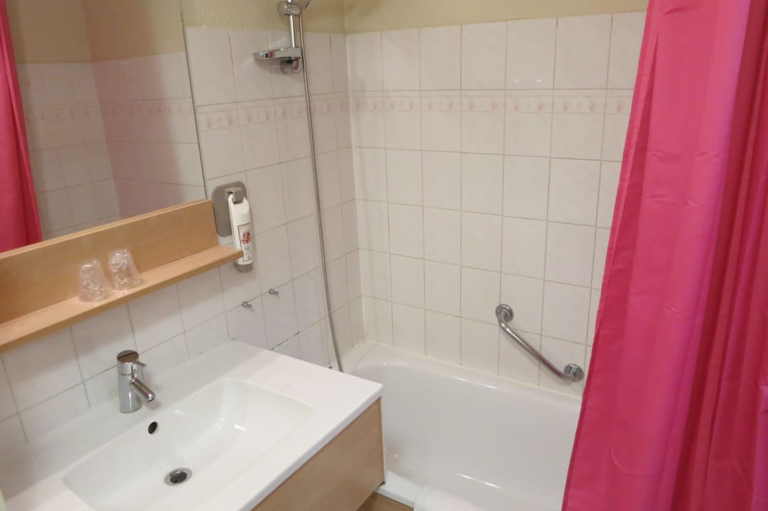 Badzimmer  ibis Styles Aix les Bains Domaine de Marlioz