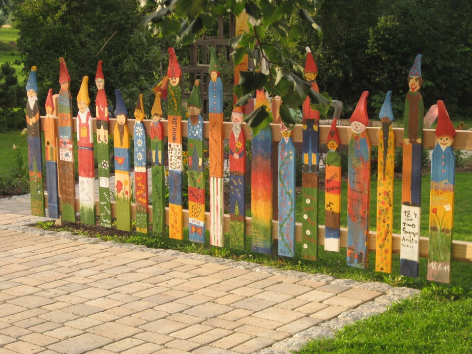 "Der Gute Launezaun" Gästeprojekt 2011 Ferienhof Neudeck