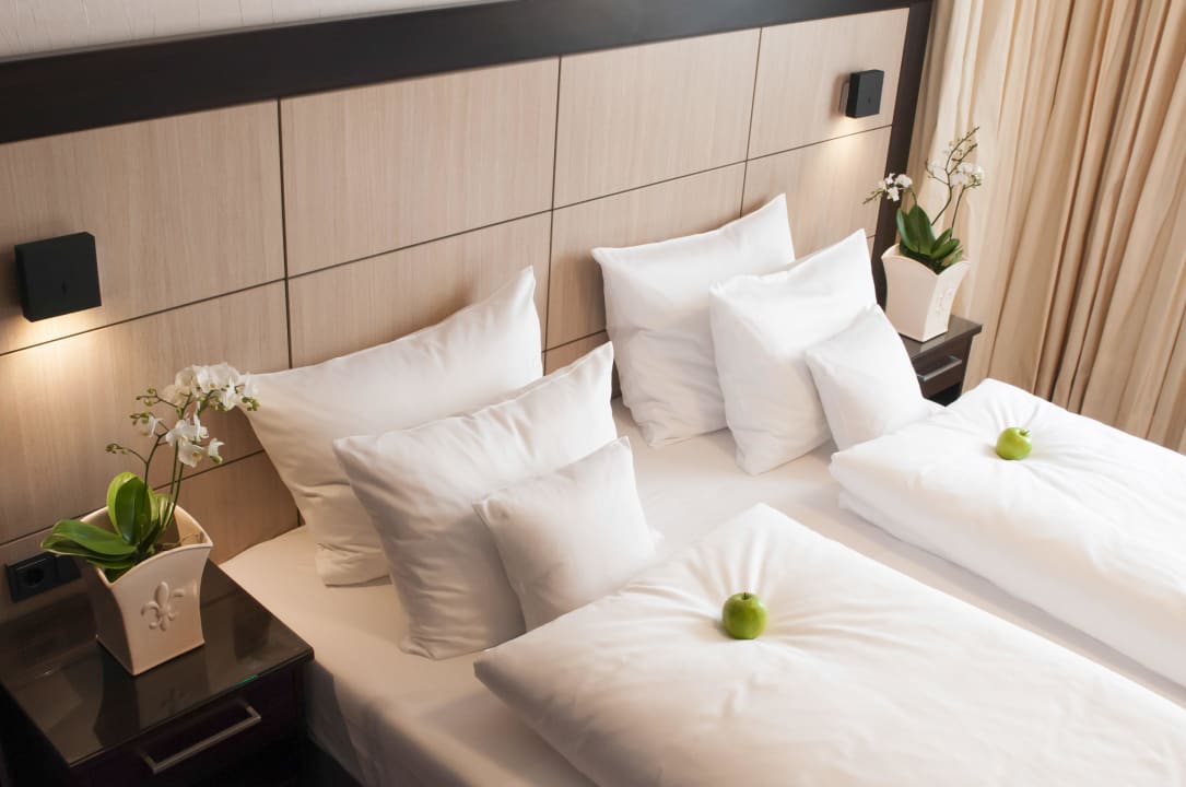 Suite Schlafzimmer Leoso Hotel Leverkusen