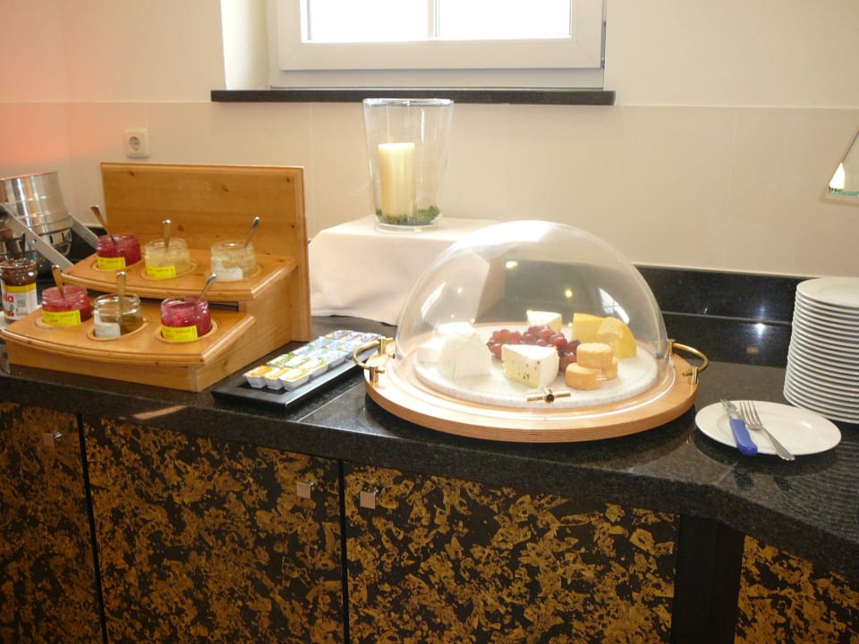 Käseplatte, Honig-Frucht-Aufstriche Hotel Das Ludwig