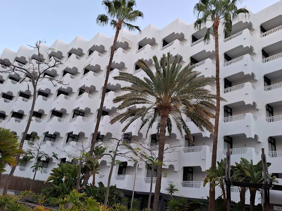 Außenansicht Corallium Beach by Lopesan Hotels - Adults only