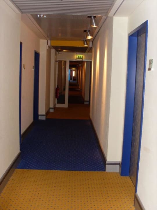 Flur auf Ebene 2. INNSIDE by Meliá Bremen