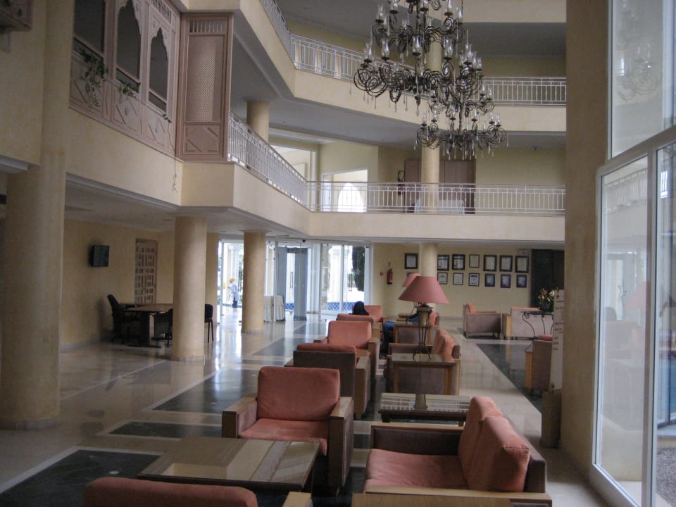 Lobby Iberostar Waves Averroes